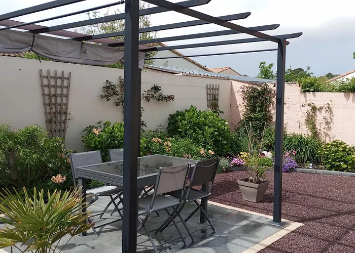 Jolie Maison Au Calme - 300M De La Plage - Terrasse - Barbecue