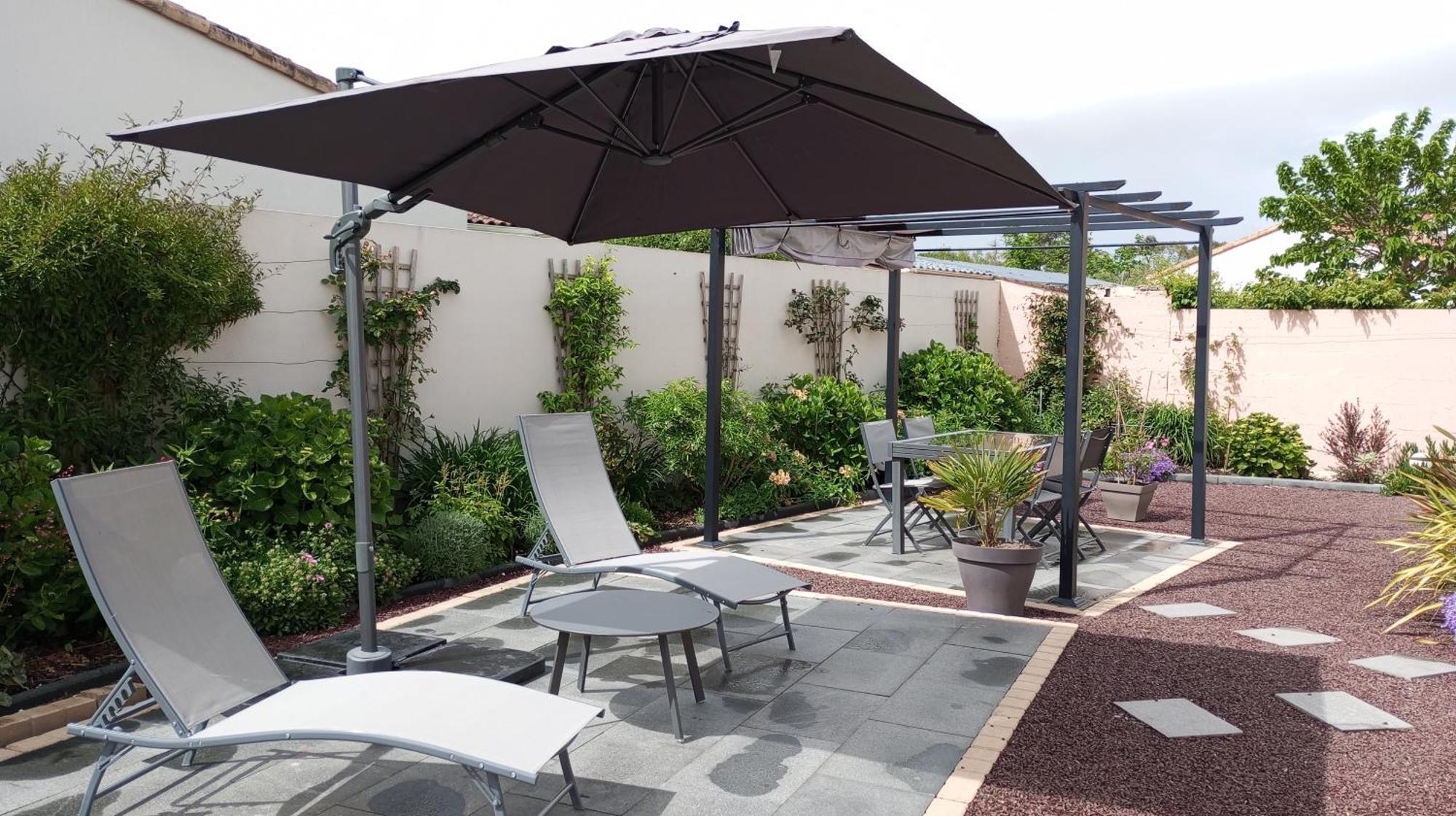 Jolie Maison Au Calme - 300m De La - Terrasse - Barbecue * Saint-Michel-Chef-Chef